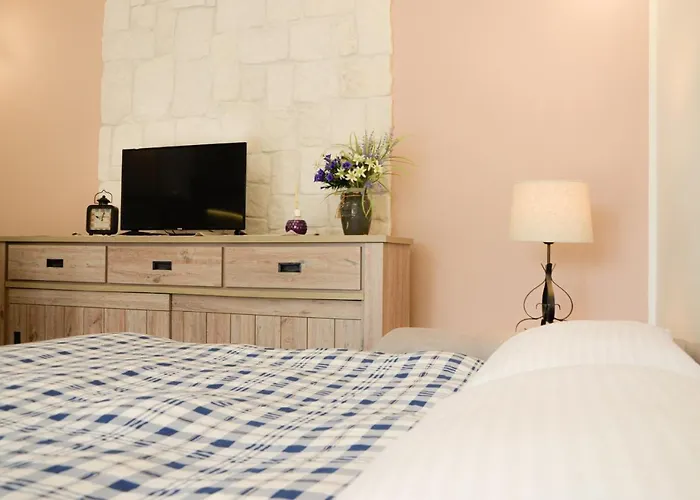 - A Pochi Minuti Di Auto Dalle Piste Immerso Nel * Кастель-ди-Сангро